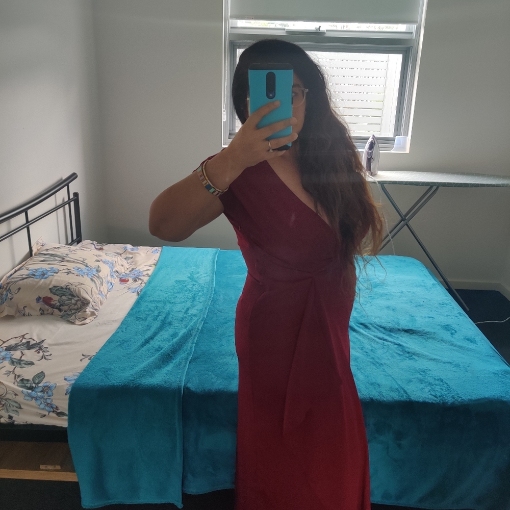 Burgundy dress - Picture 10 of 11
